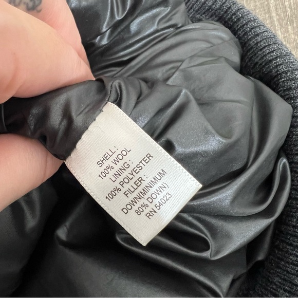 Banana Republic Charcoal Grey Wool Flannel Puffer Vest - Picture 12 of 13